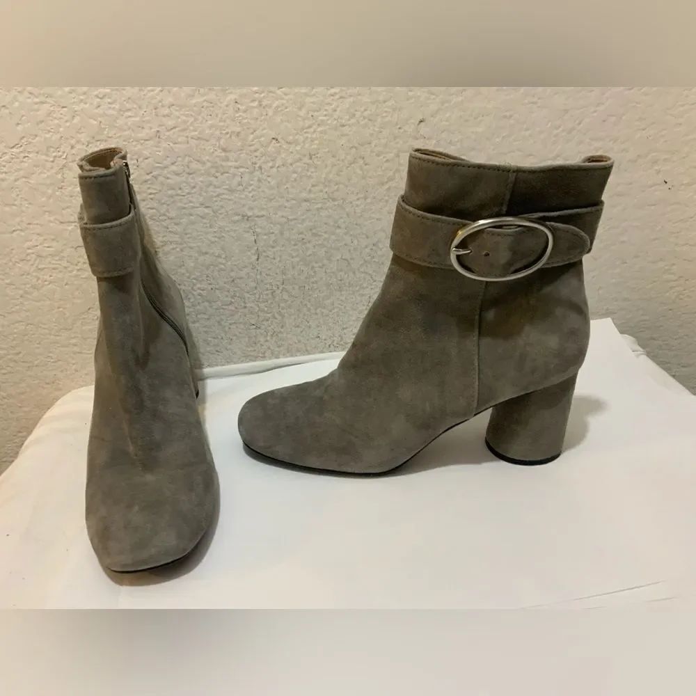 Donald j pliner ankle boots suede gray buckle Gabe 9M